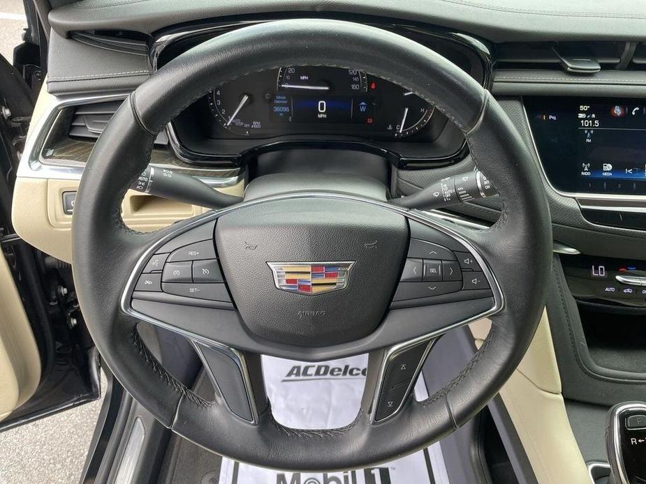 used 2019 Cadillac XT5 car, priced at $25,402