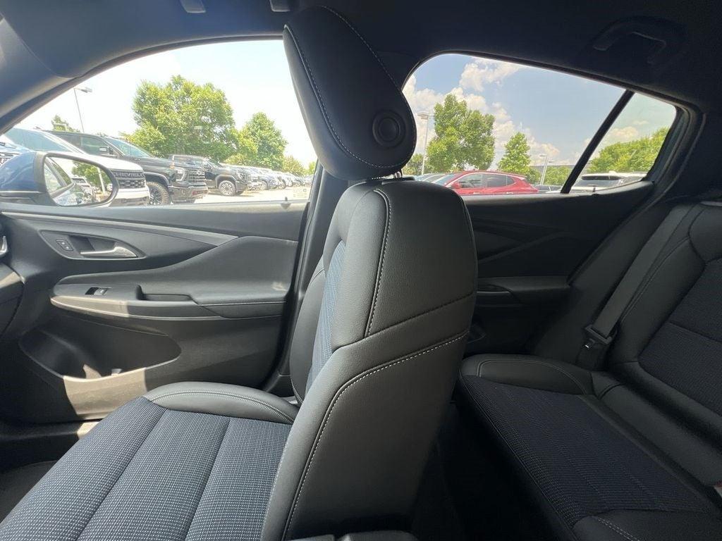 new 2025 Buick Envista car, priced at $27,280