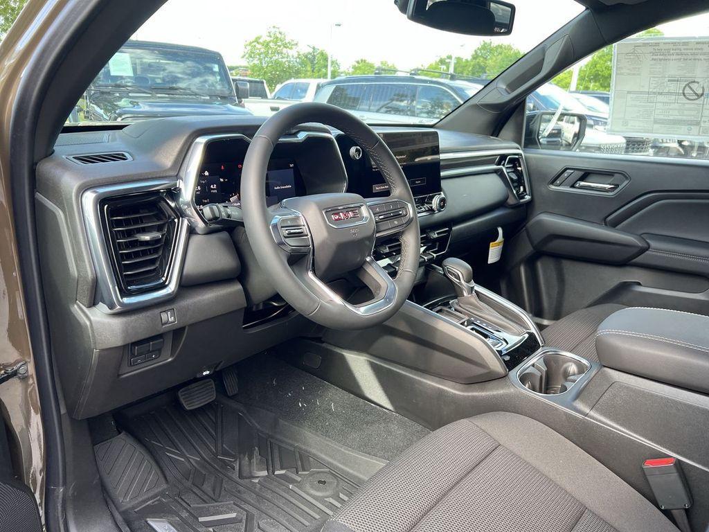 new 2025 GMC Canyon car, priced at $42,925