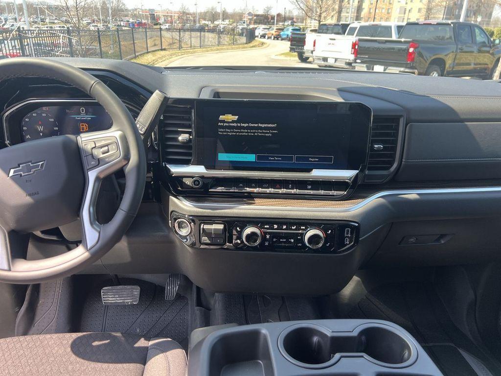 new 2025 Chevrolet Silverado 1500 car, priced at $45,159