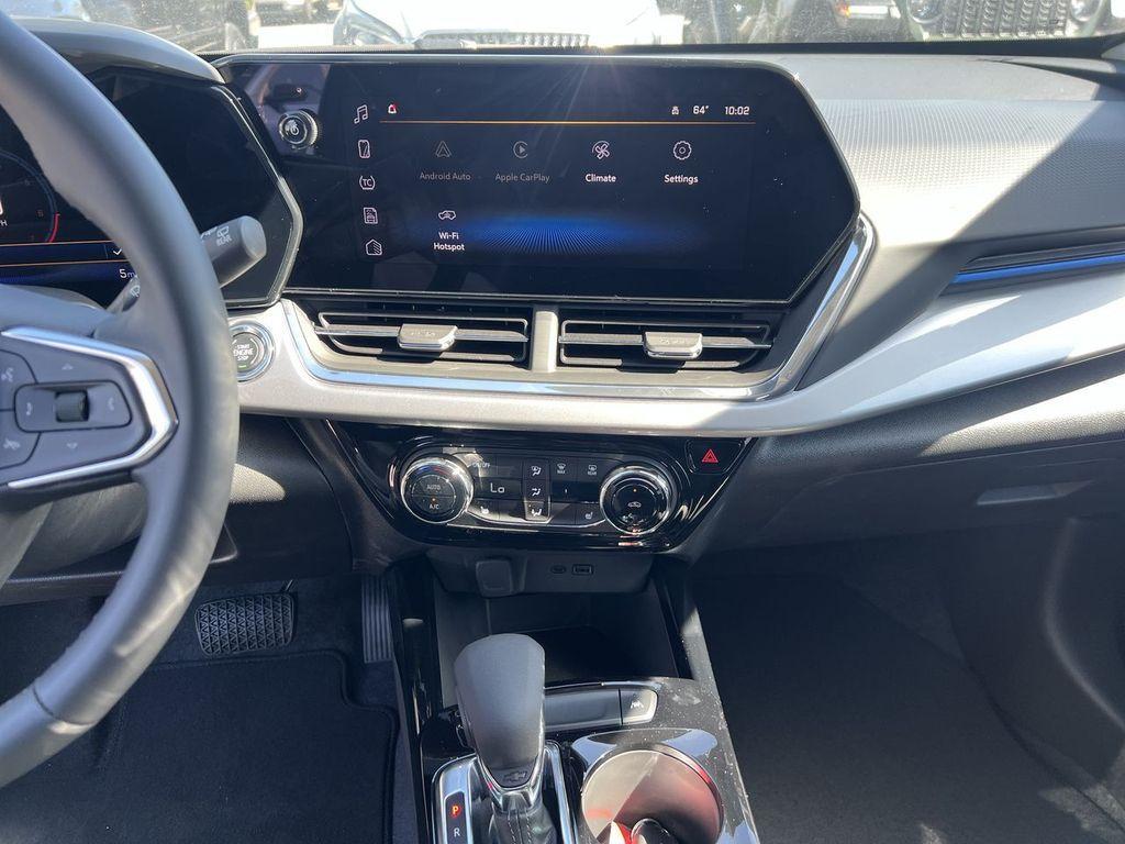new 2025 Chevrolet Trax car, priced at $25,385