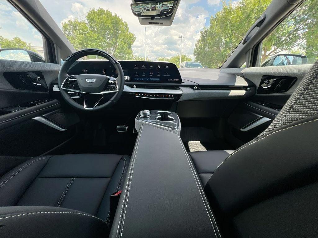 new 2025 Cadillac OPTIQ car