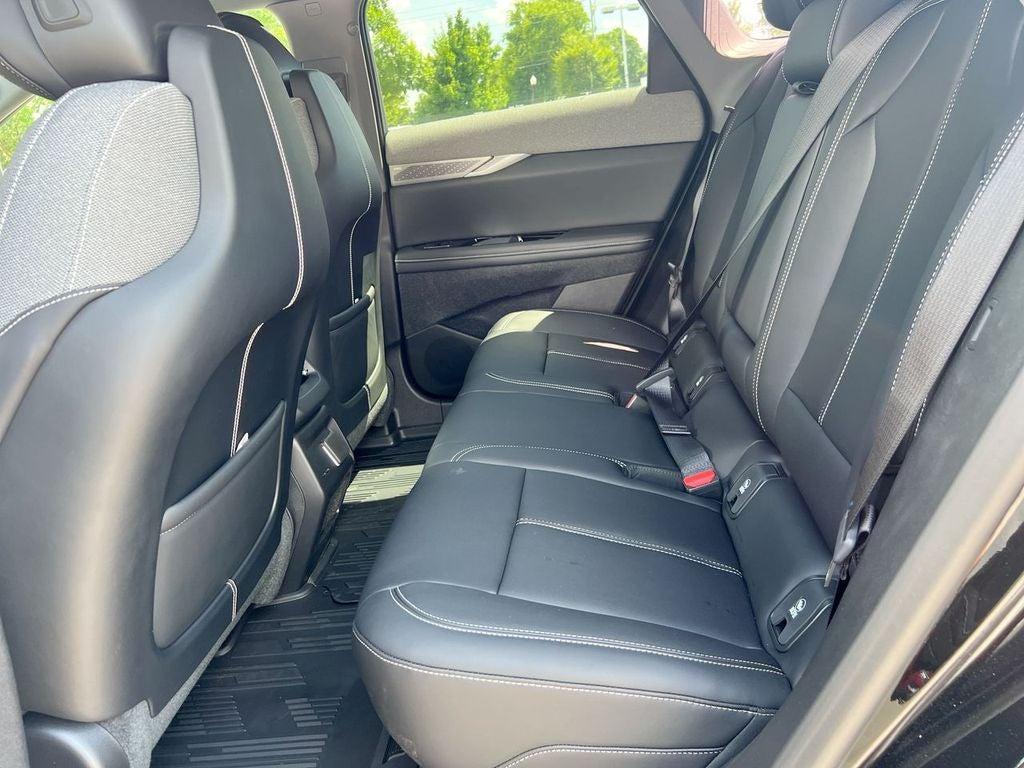 new 2025 Cadillac OPTIQ car