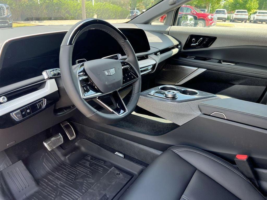 new 2025 Cadillac OPTIQ car