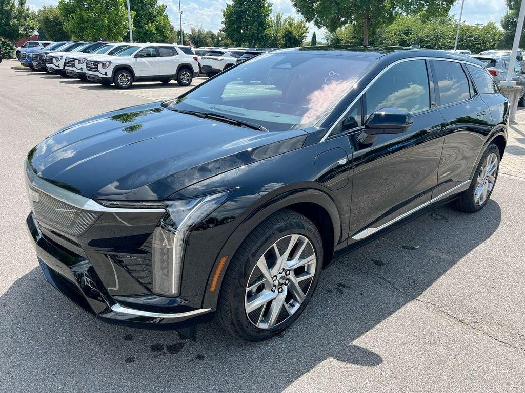 new 2025 Cadillac OPTIQ car