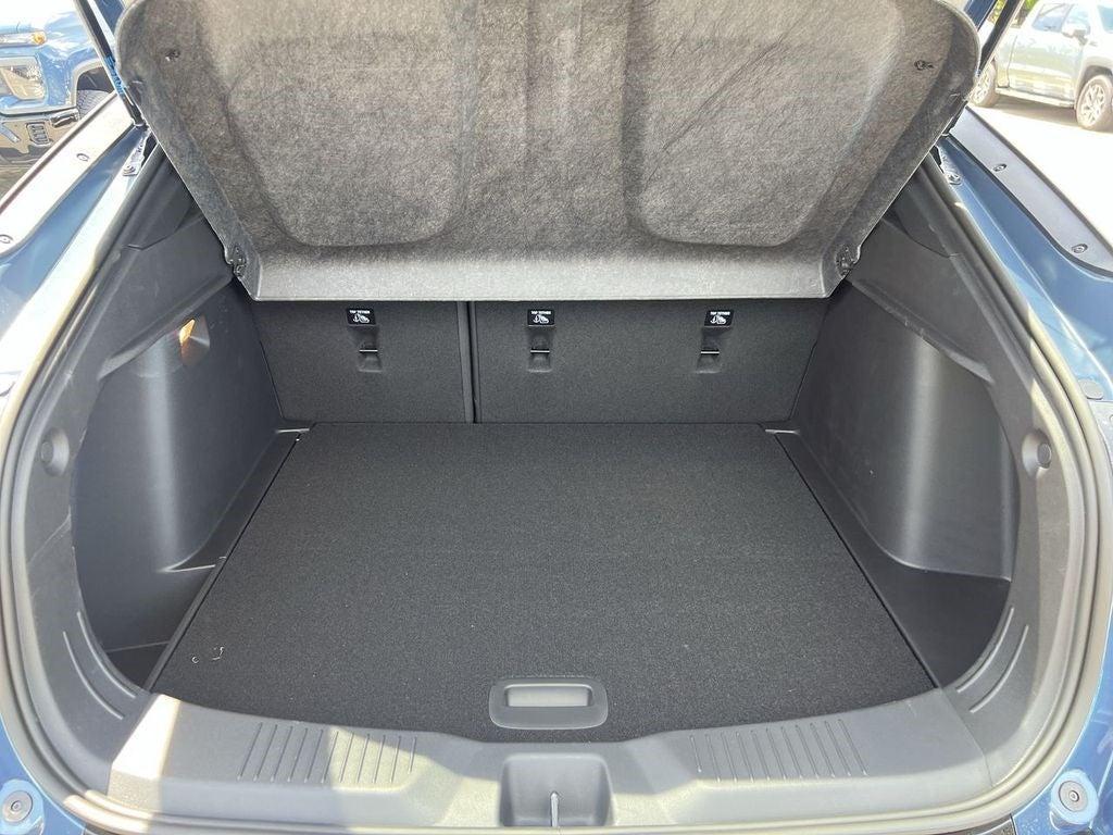 new 2025 Buick Envista car, priced at $29,970