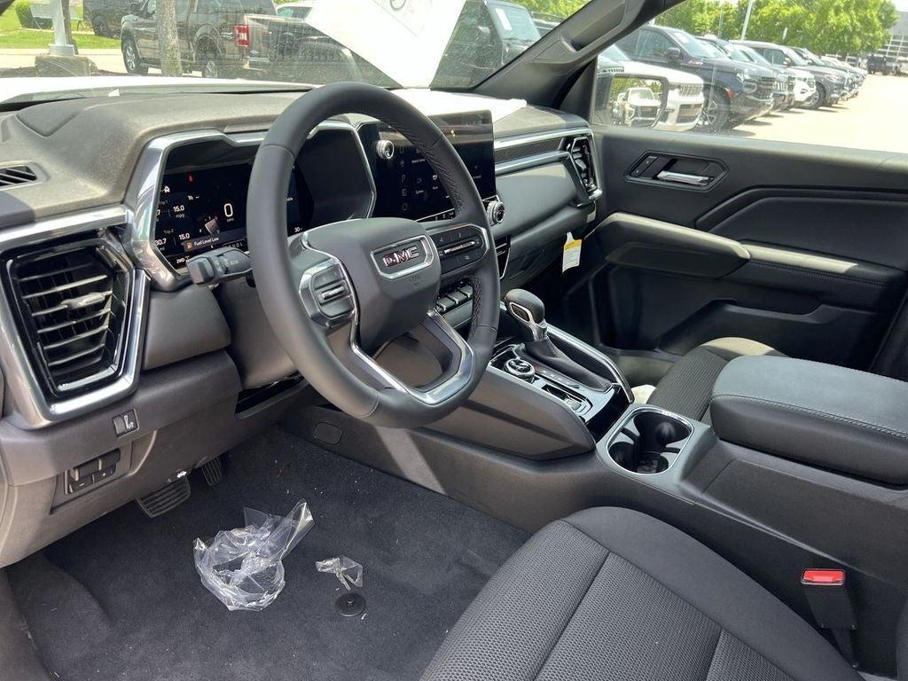 new 2025 GMC Canyon car, priced at $43,894