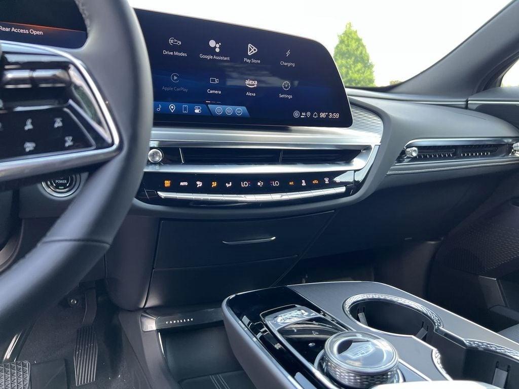 new 2025 Cadillac LYRIQ car