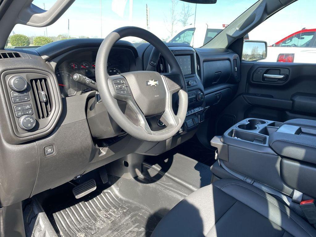 new 2025 Chevrolet Silverado 1500 car, priced at $50,595