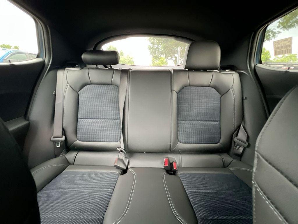 new 2025 Buick Envista car, priced at $26,285