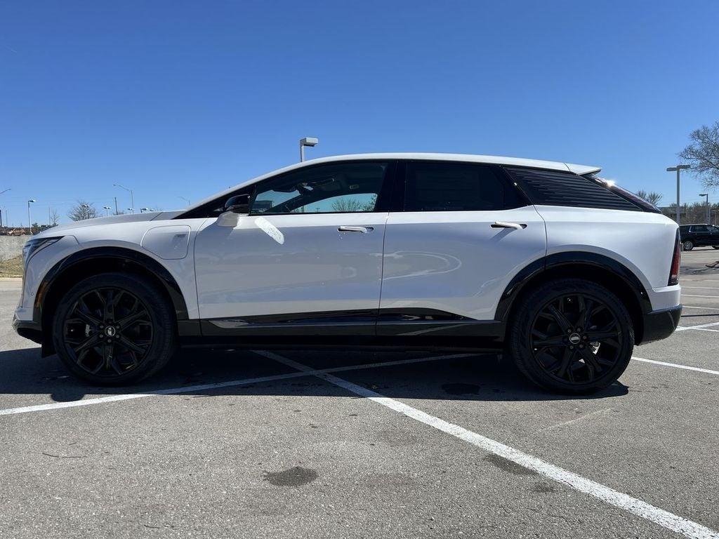 new 2025 Cadillac OPTIQ car