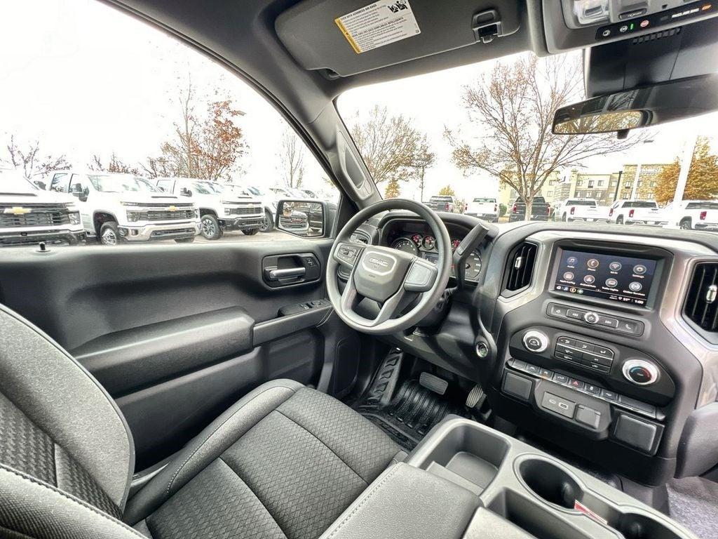 new 2025 GMC Sierra 1500 car, priced at $33,050