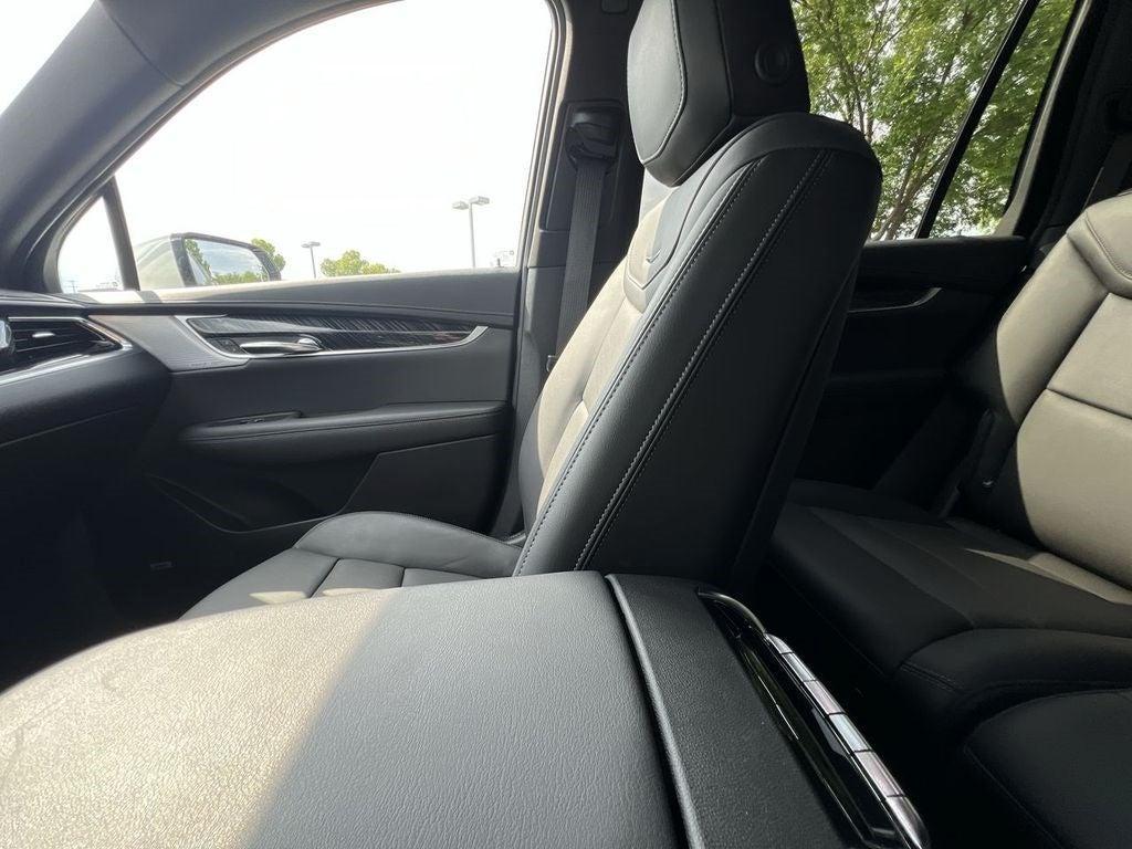 used 2024 Cadillac XT6 car, priced at $49,000