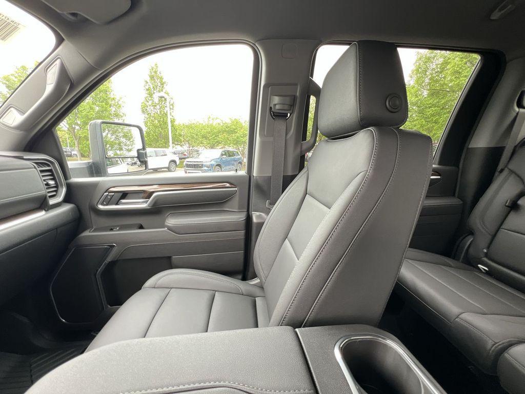 new 2025 Chevrolet Silverado 2500 car, priced at $75,815