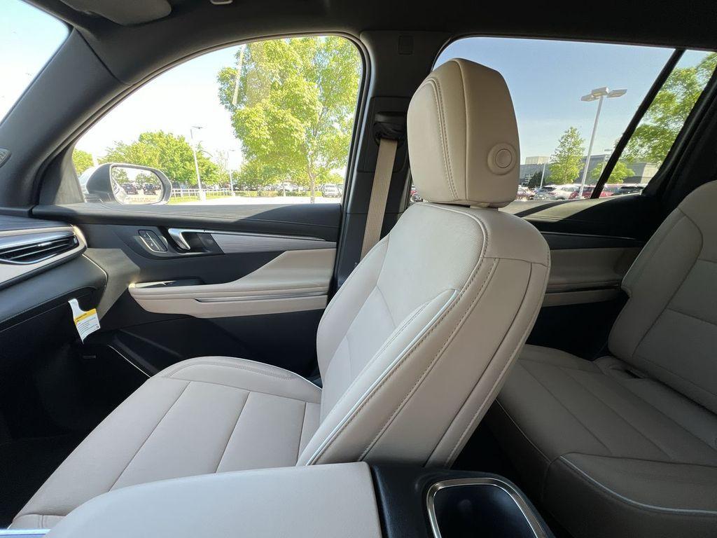 new 2025 Buick Enclave car, priced at $46,135