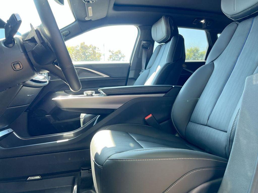 new 2025 Cadillac LYRIQ car