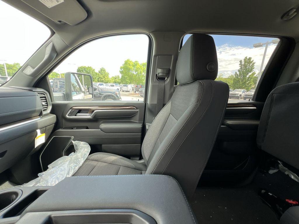 new 2025 Chevrolet Silverado 2500 car, priced at $57,755
