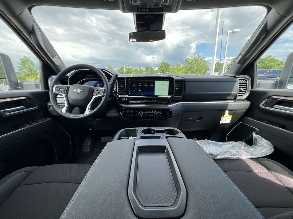 new 2025 Chevrolet Silverado 2500 car, priced at $57,755