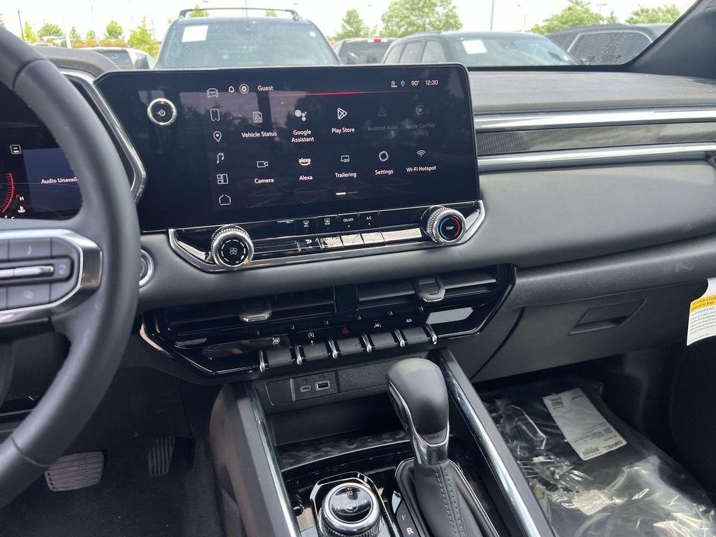new 2025 GMC Canyon car, priced at $43,894