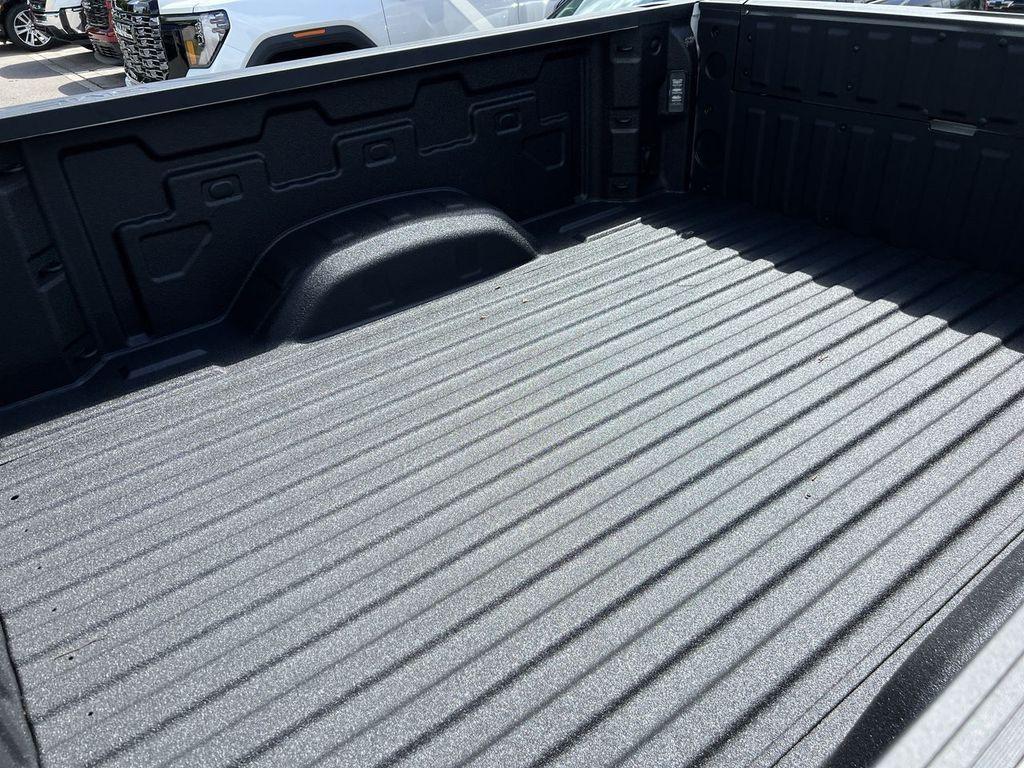new 2025 GMC Sierra 2500 car, priced at $85,720