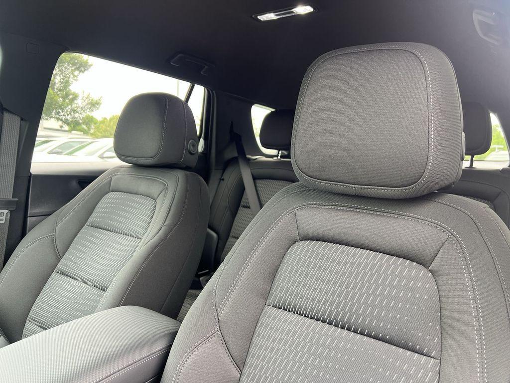 new 2026 Chevrolet Equinox car, priced at $30,290