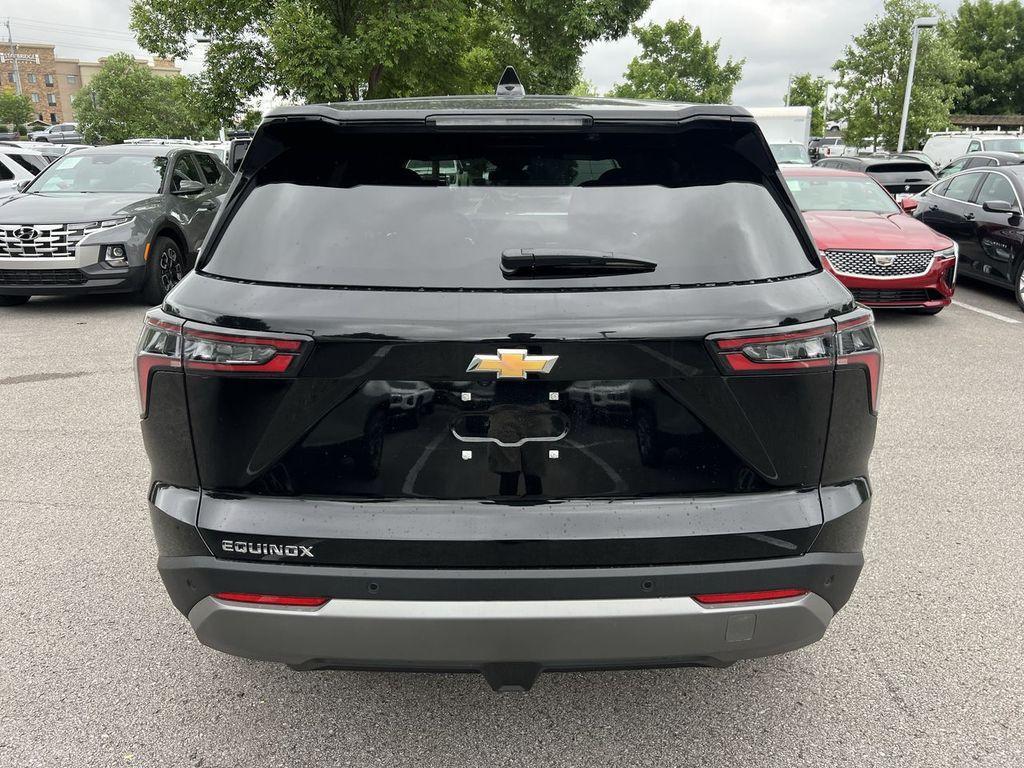 new 2026 Chevrolet Equinox car, priced at $30,290