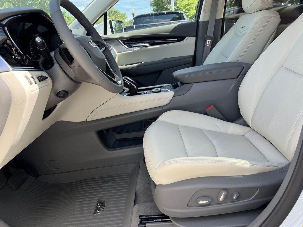 new 2025 Cadillac XT6 car