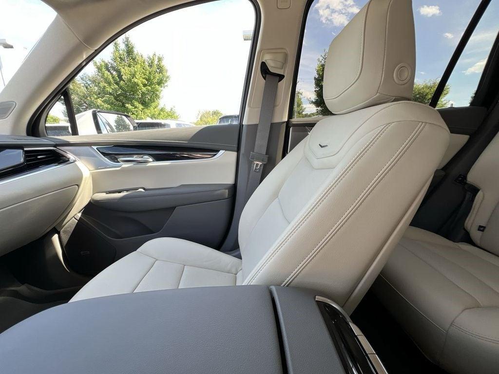 new 2025 Cadillac XT6 car