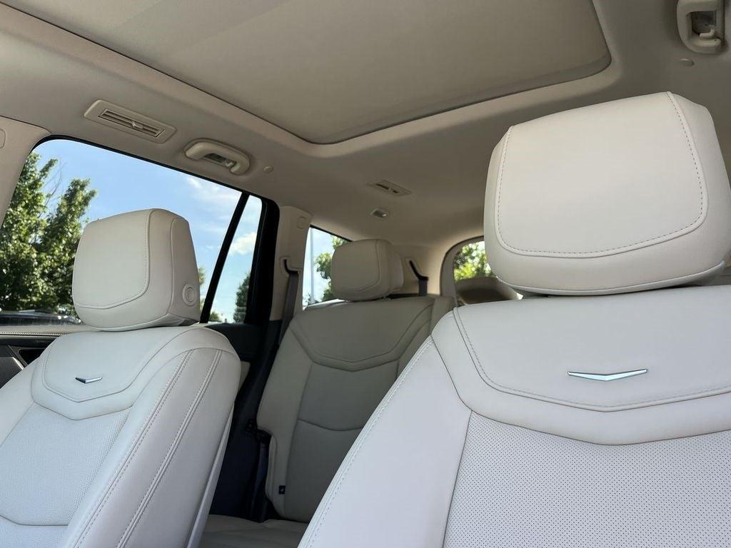 new 2025 Cadillac XT6 car