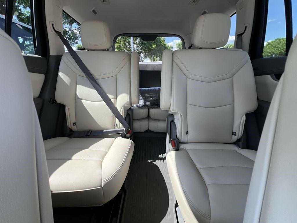 new 2025 Cadillac XT6 car