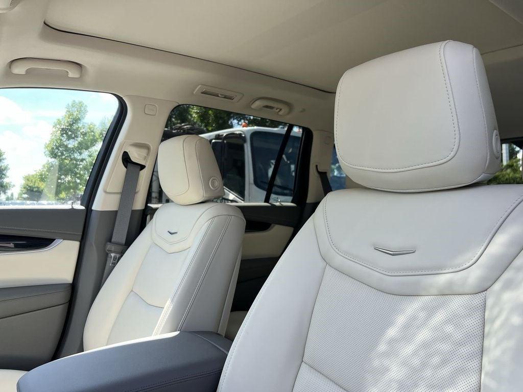 new 2025 Cadillac XT6 car