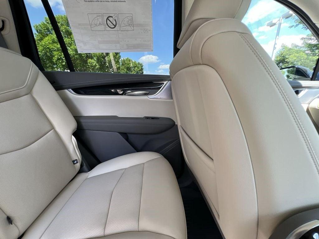 new 2025 Cadillac XT6 car
