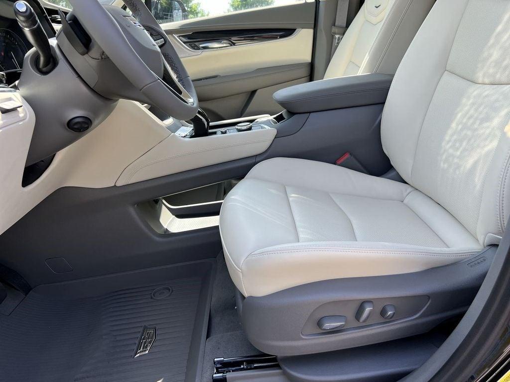 new 2025 Cadillac XT6 car