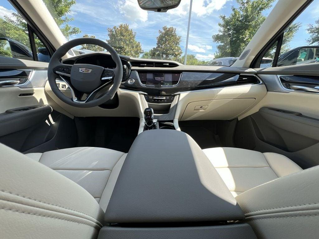 new 2025 Cadillac XT6 car