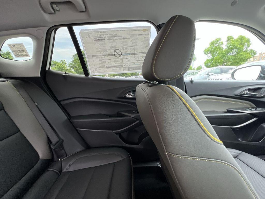new 2025 Chevrolet Trax car, priced at $26,590