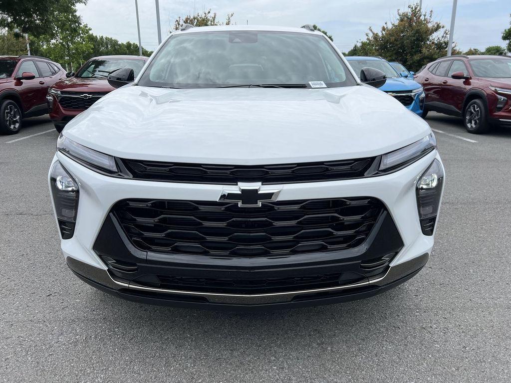 new 2025 Chevrolet Trax car, priced at $26,590