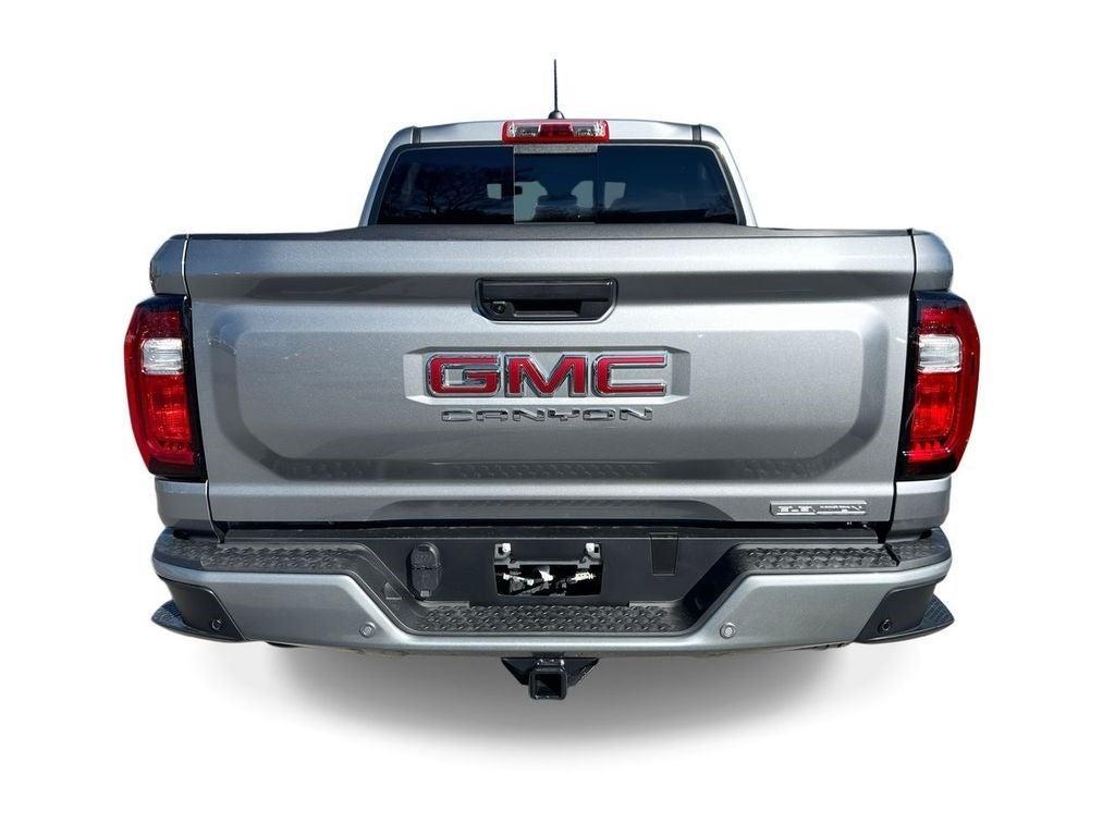 new 2025 GMC Canyon car, priced at $39,558