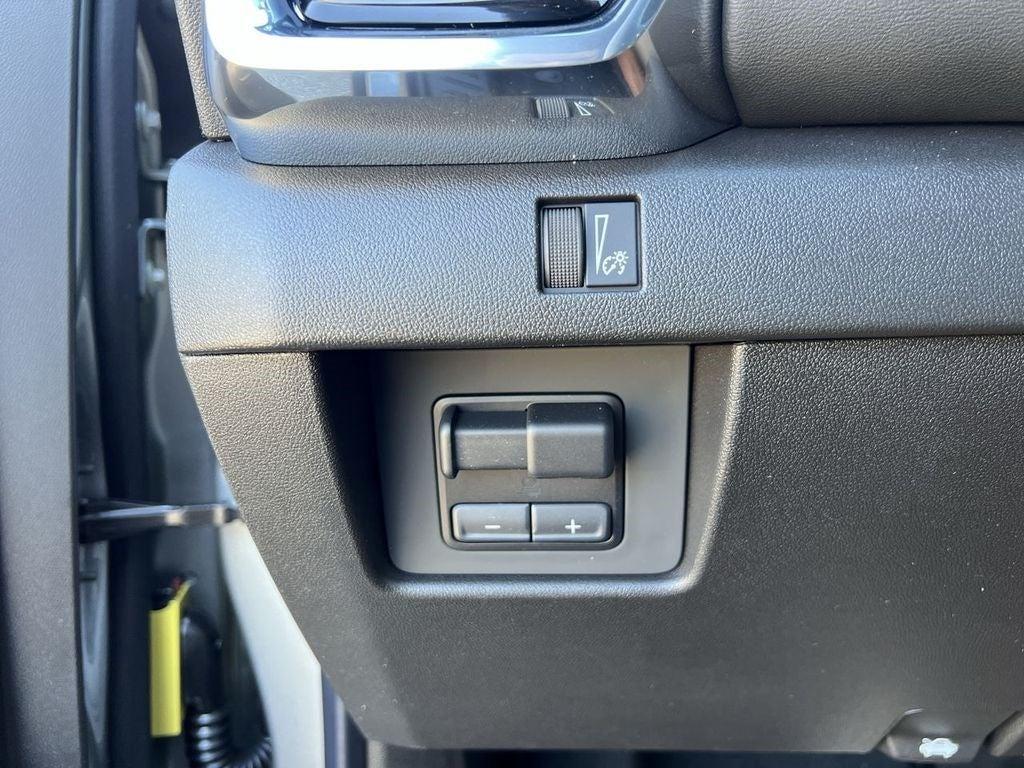 new 2025 GMC Canyon car, priced at $39,558