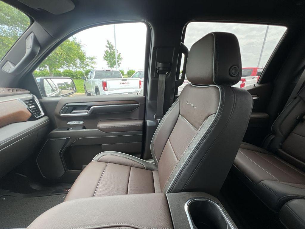 new 2025 GMC Sierra 1500 car, priced at $72,870