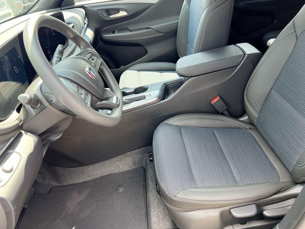 new 2025 Buick Envista car, priced at $26,285