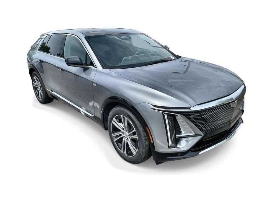 new 2024 Cadillac LYRIQ car