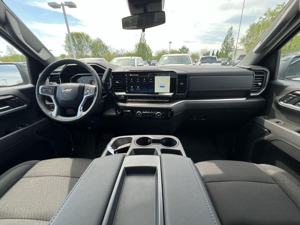 new 2025 Chevrolet Silverado 1500 car, priced at $53,820