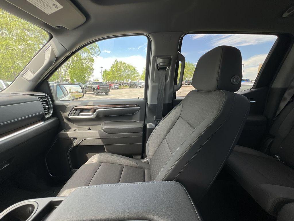 new 2025 Chevrolet Silverado 1500 car, priced at $53,820