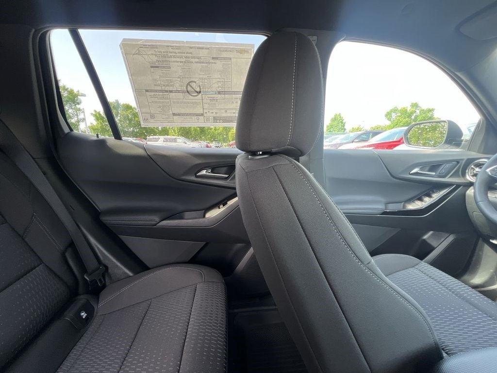 new 2026 Chevrolet Equinox car, priced at $30,290