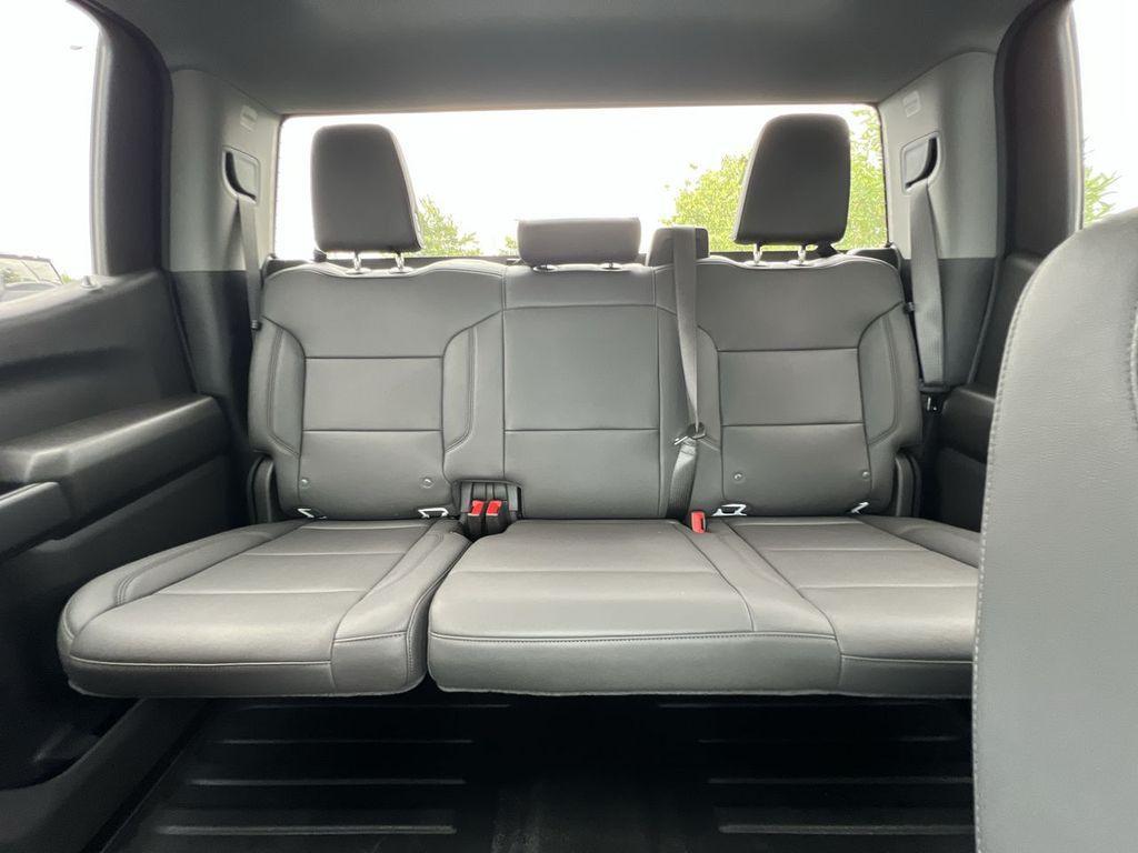 new 2025 GMC Sierra 1500 car, priced at $42,150