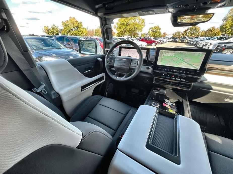 new 2025 GMC HUMMER EV car