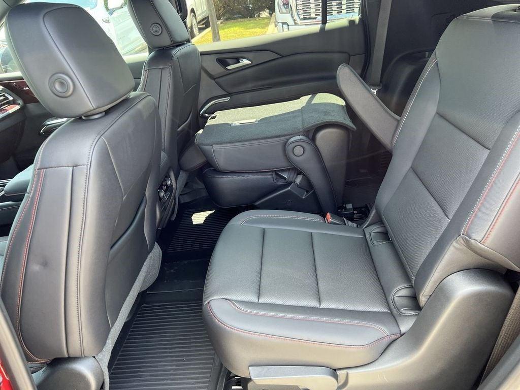 new 2025 Chevrolet Traverse car, priced at $51,850