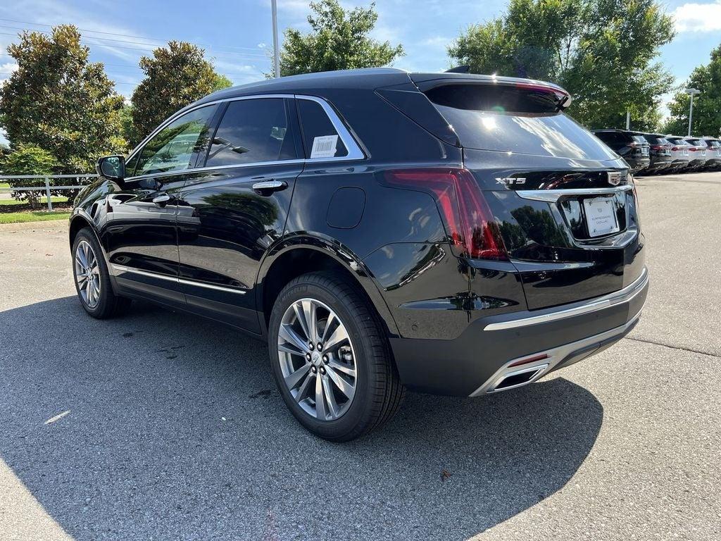 new 2025 Cadillac XT5 car