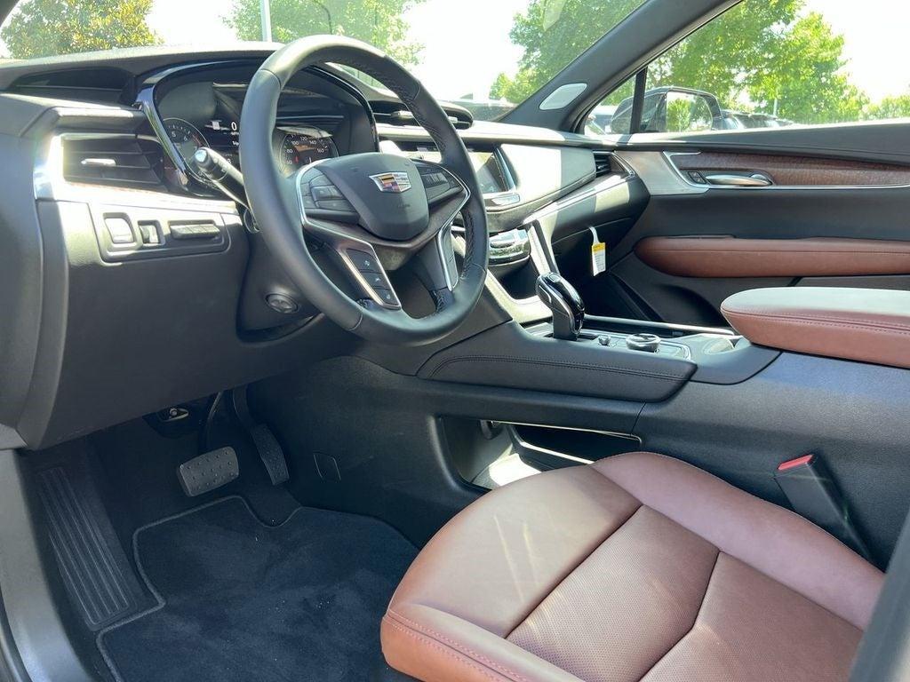 new 2025 Cadillac XT5 car