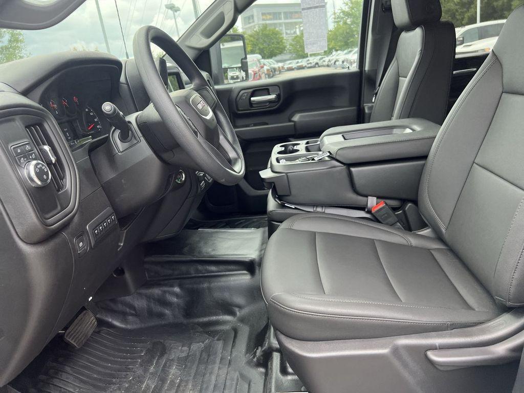 new 2025 GMC Sierra 2500 car, priced at $57,938